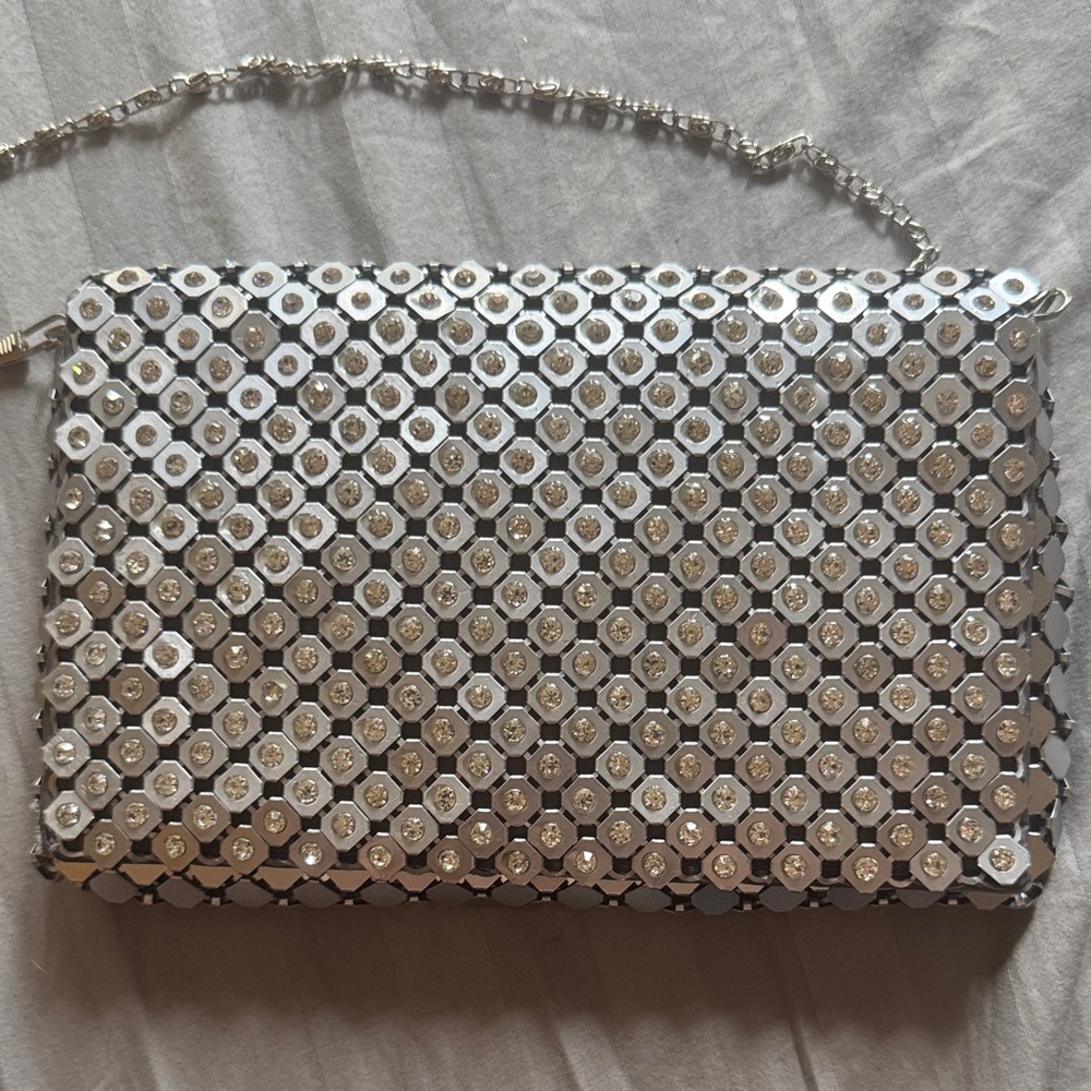 Holiday purse!!!! Silver Sequin Clutch Bag, great for holiday festivities.